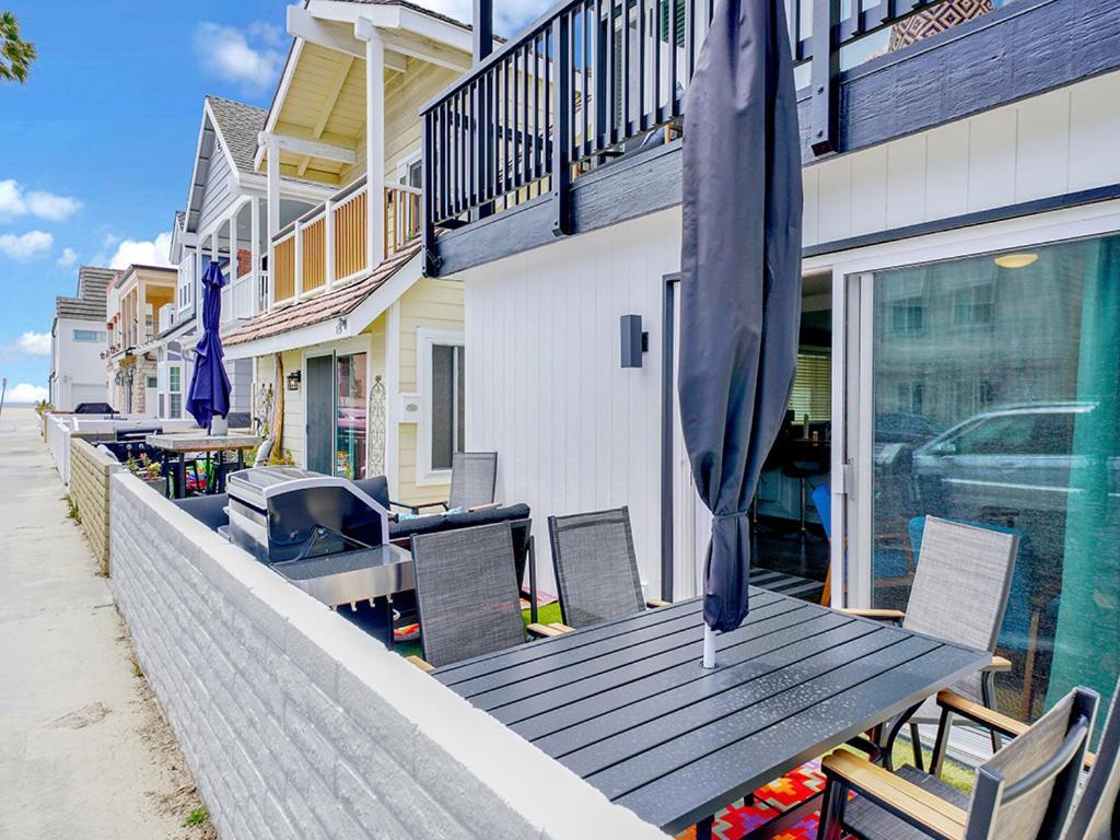 3 Bedrooms Ньюпорт-Біч Екстер'єр фото